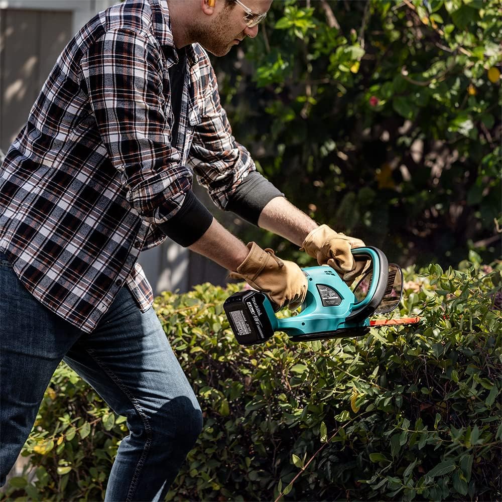 Makita DUH523Z 18V LXT Cordless Hedge Trimmer – 52cm Blade (Body Only)